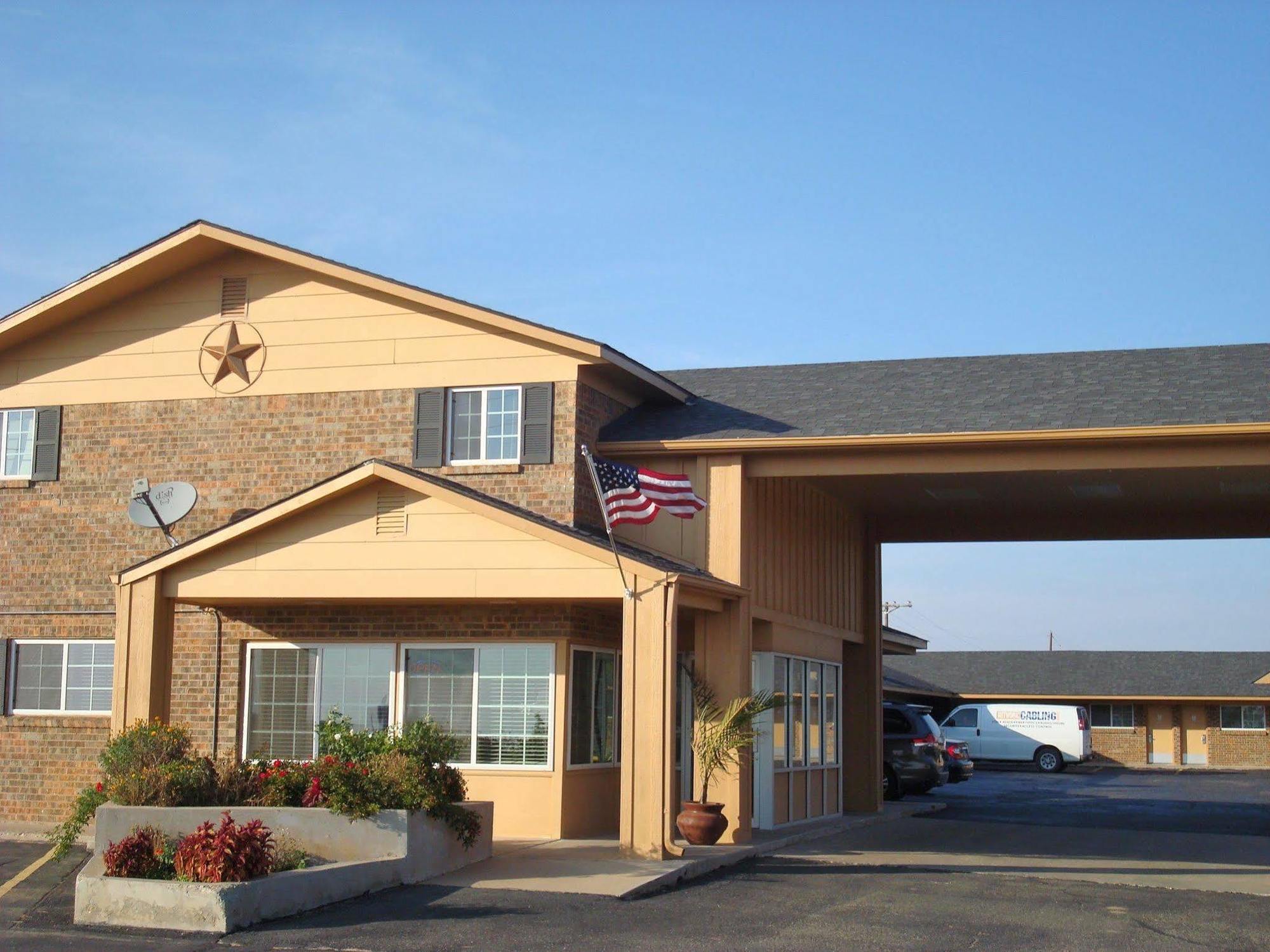Route 66 Inn & Suites By Oyo Vega Tx Exterior photo